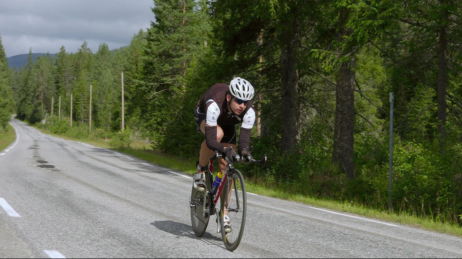 “青春飞扬”青少年运动会在哈尔滨亮相，融合多项运动，普及篮球